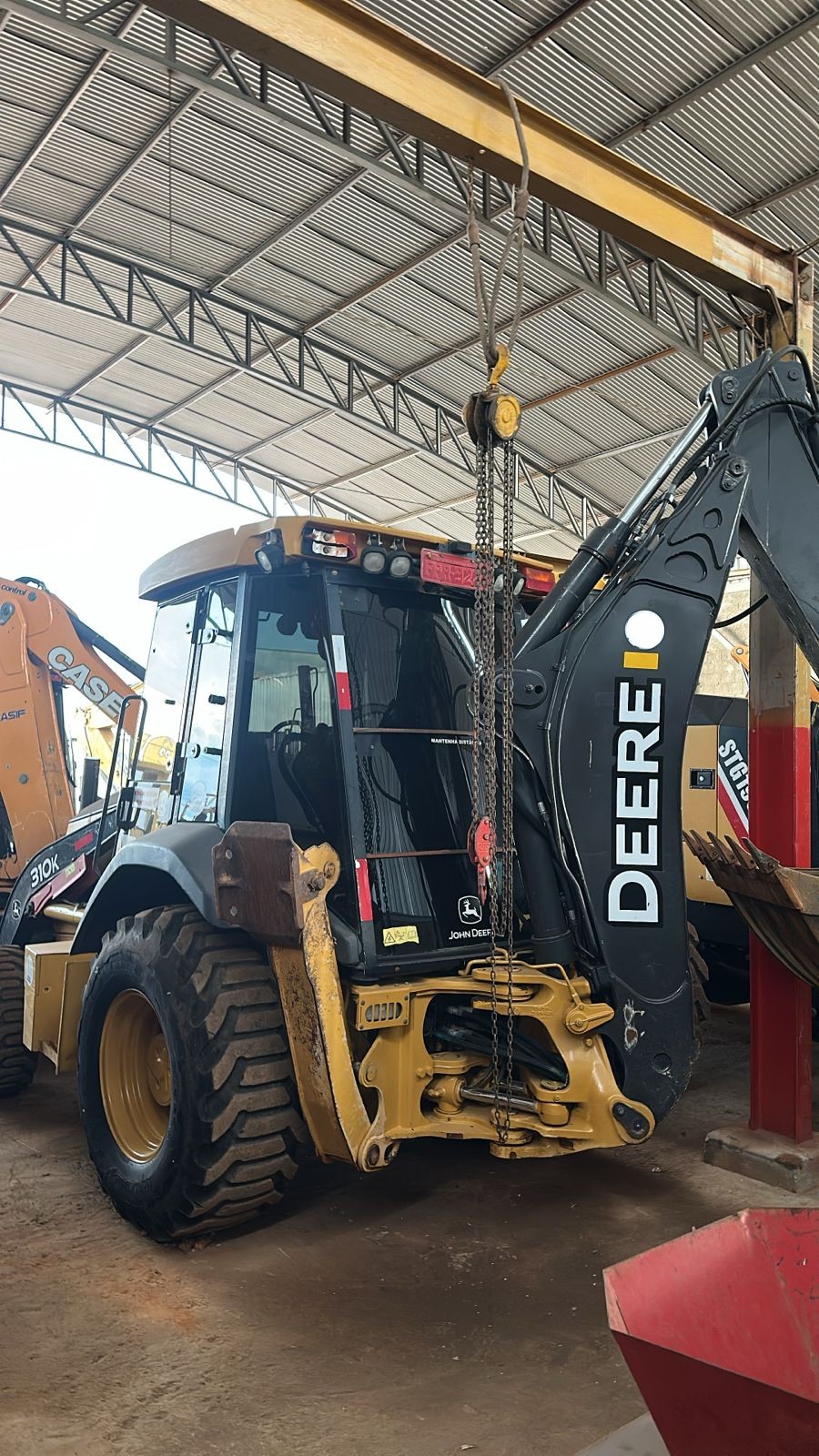 Retroescavadeira John Deere 310K - Imagem 5