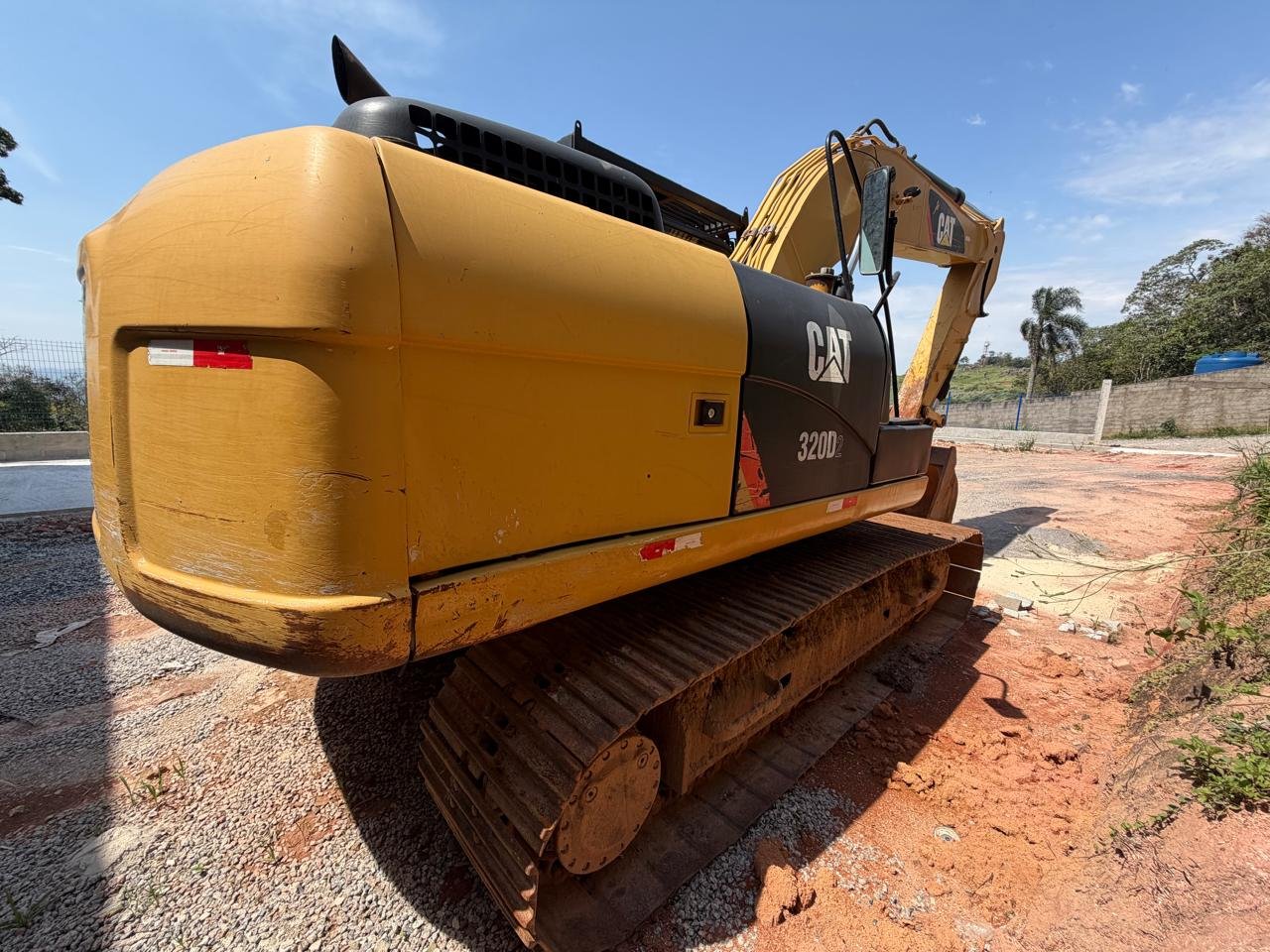 Escavadeira Hidráulica CAT 320D2 - Imagem 5